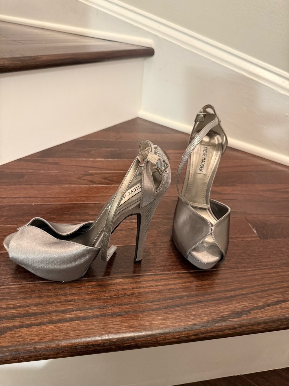 Steve Madden Metallic Silver Peep-Toe Stiletto Heels
